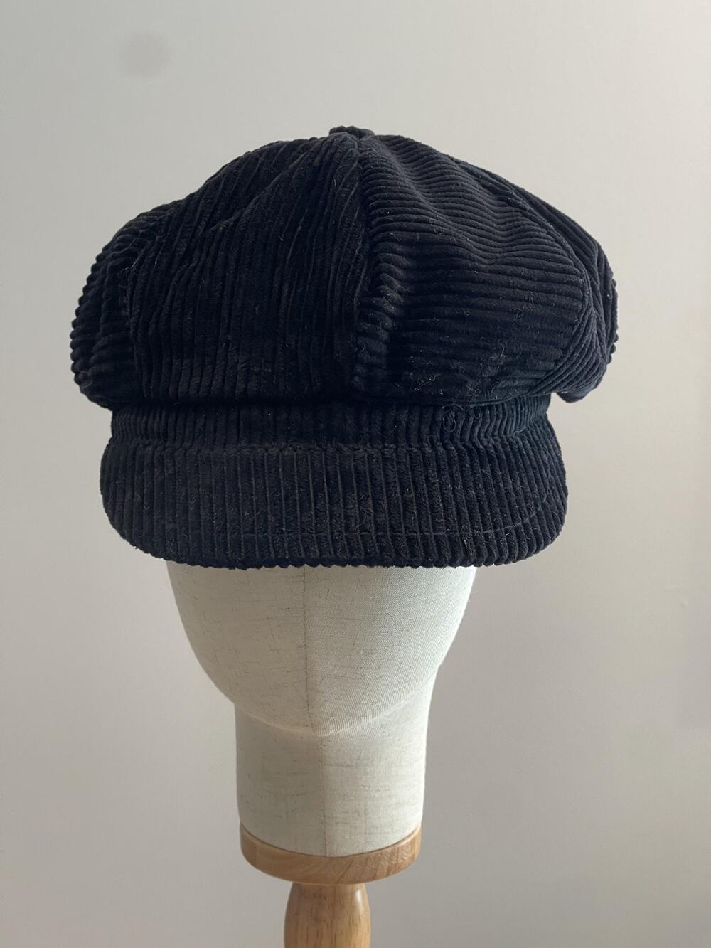 Prague Hat Cap Newsboy Womens One Size Black Corduroy Lined Casual Fall Winter